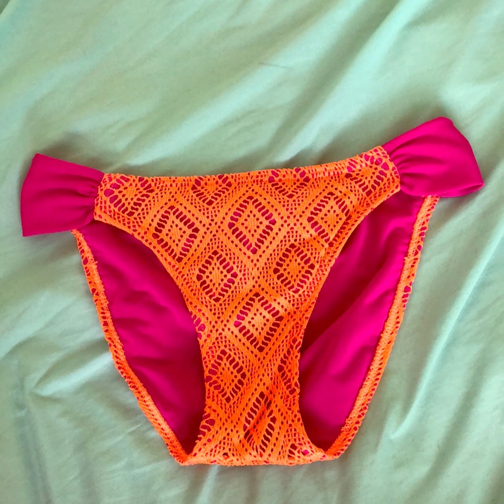 Bikini bottoms